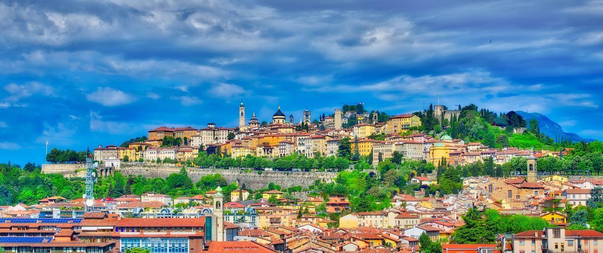 Bérgamo Città Alta casco histórico más bello Italia