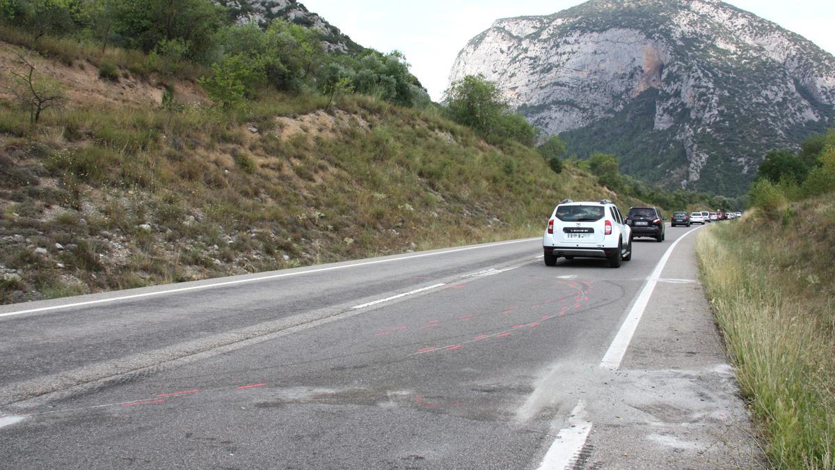 Imatge d&#039;arxiu d&#039;una carretera de Coll de Nargó