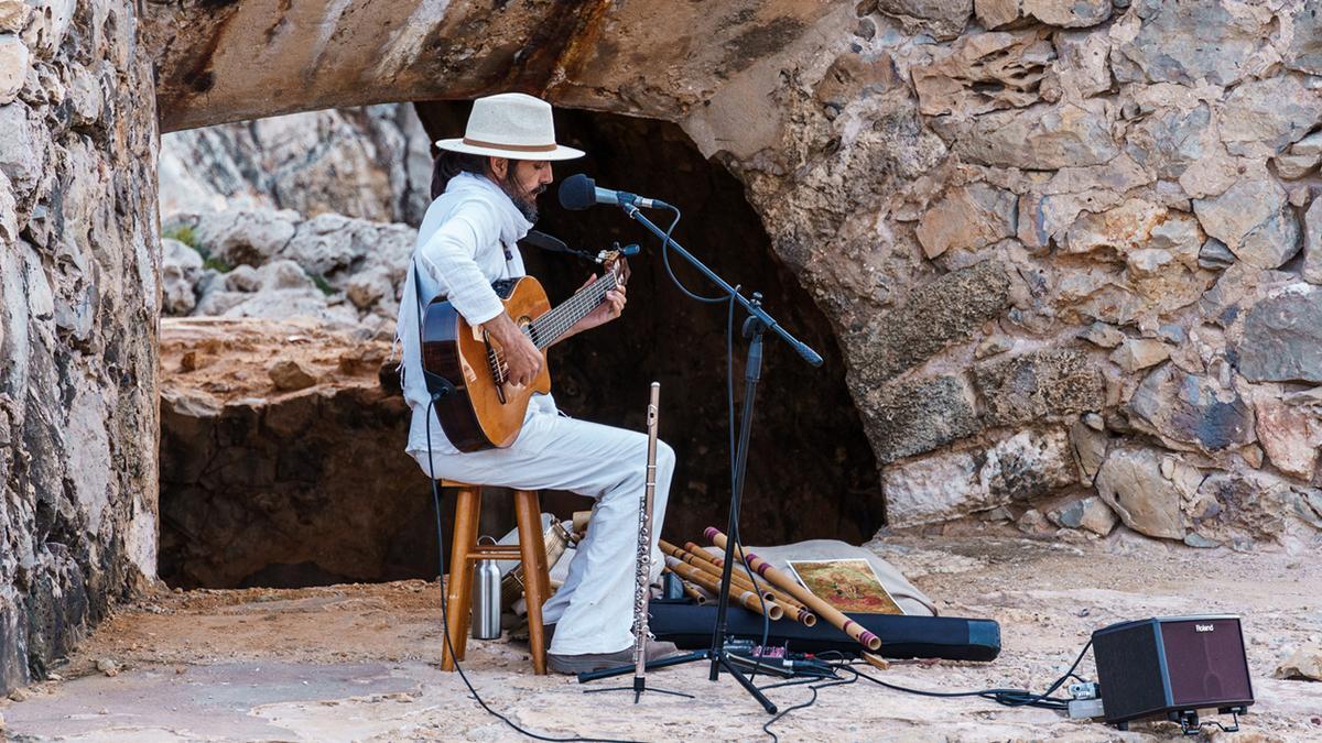 La cercanía y el entorno forman parte de una manera de vivir la música muy ligada a Menorca.