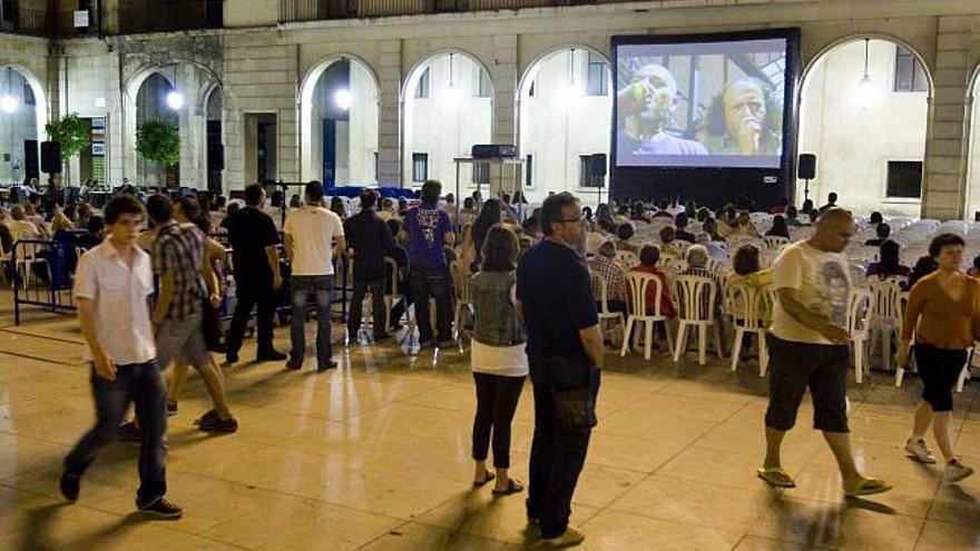 Palomitas en el Ayuntamiento