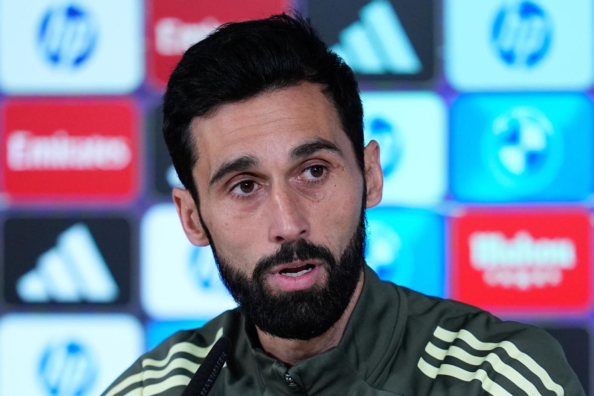 Arbeloa habló en rueda de prensa del Benfica-Real Madrid de la Champions League