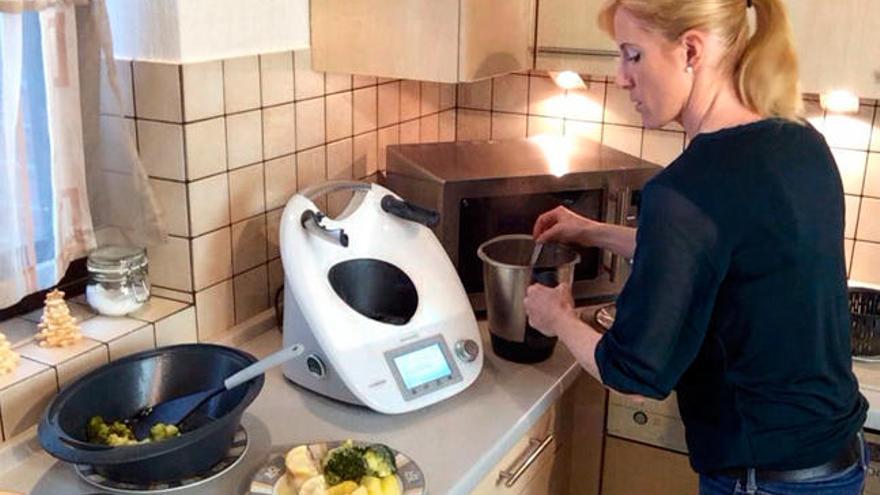 Una vidente a juicio acusada de estafar a mujeres en la compra de &quot;Thermomix&quot;