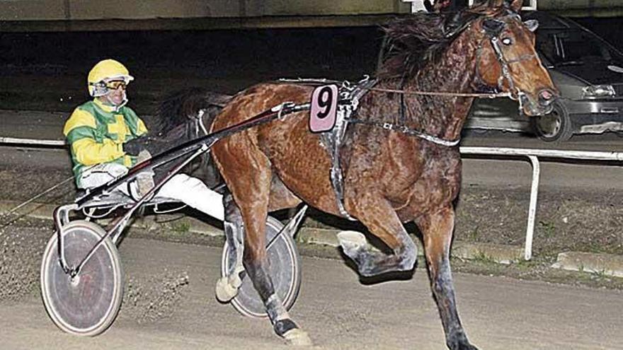 Adriano Roannais afronta con garantÃ­as la prueba para amateurs.