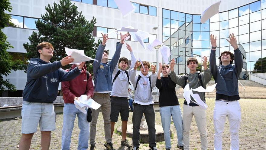 Punto y final a la PAU más polémica en Pontevedra: «El examen de gallego estaba filtrado»
