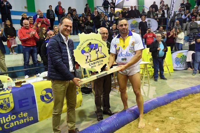 DEPORTES. VECINDARIO.SANTA LUCIA.   Luchada. Final de la Copa Cabildo Insular entre los equipos del Estrella CL y el CL Agüimes.  | 30/03/2019 | Fotógrafo: Juan Carlos Castro