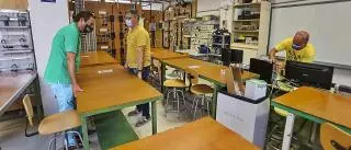 Los institutos de Alicante usan almacenes, talleres y salones para que los alumnos acudan a clase a diario