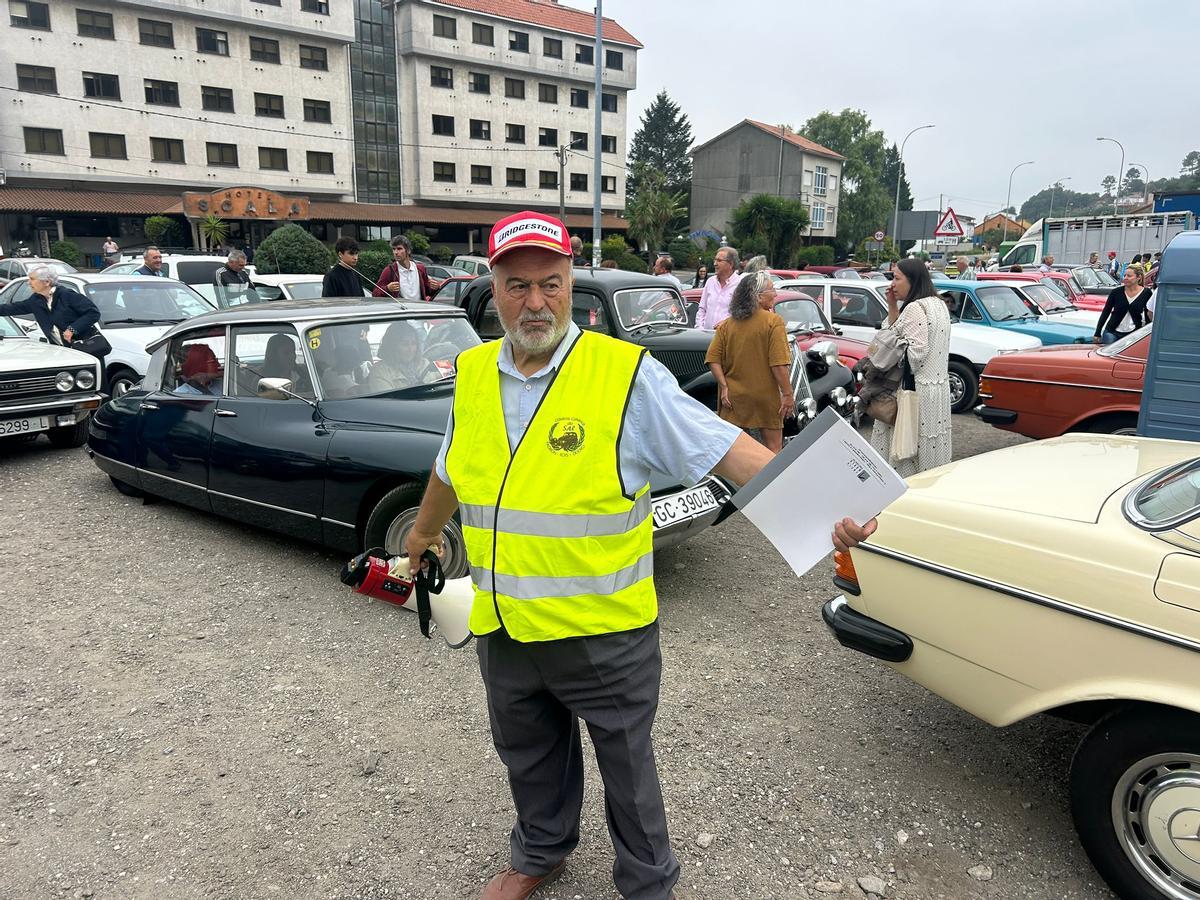 Joyas sobre ruedas: más de 140 vehículos históricos se dan cita en Padrón Joyas sobre ruedas: más de 140 vehículos históricos se dan cita en Padrón