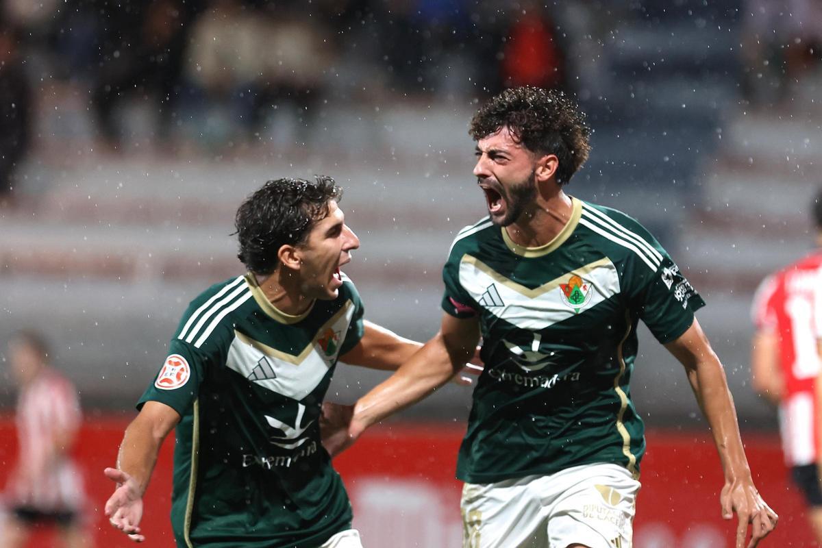 El Bilbao Athletic - Cacereño, en imágenes