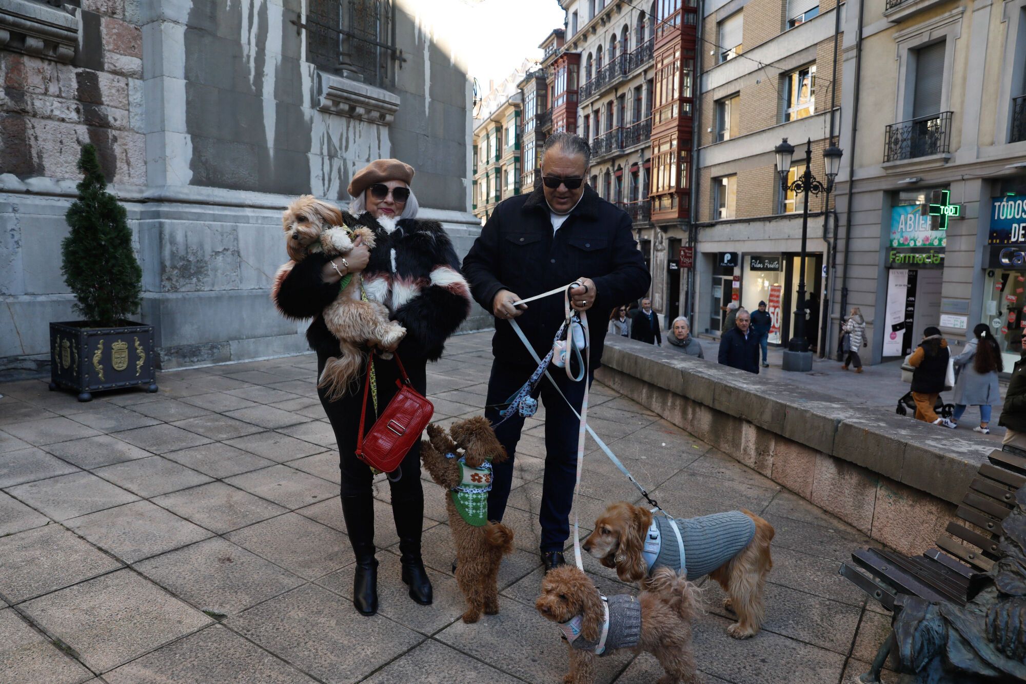 EN IMÁGENES: Bendición de mascotas por San Antón en la basílica de San Juan de Oviedo