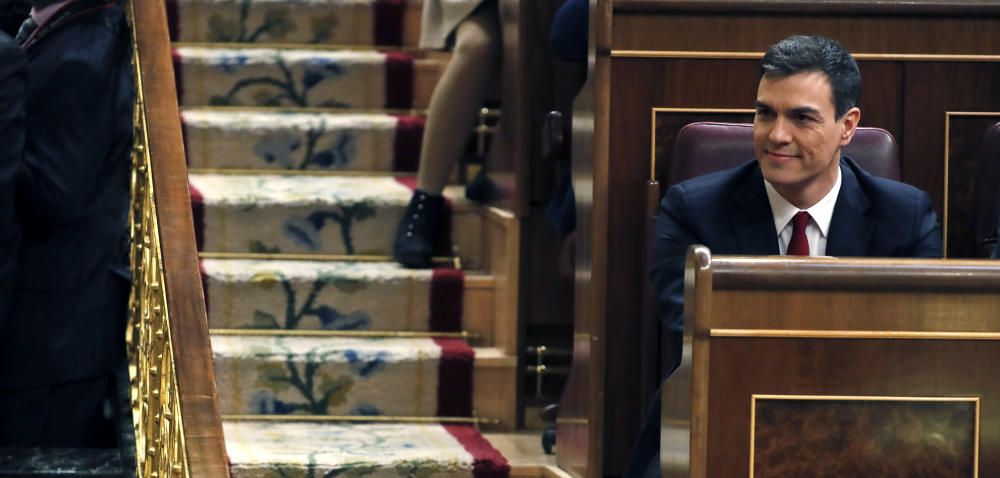 La investidura de Pedro Sánchez, en imágenes