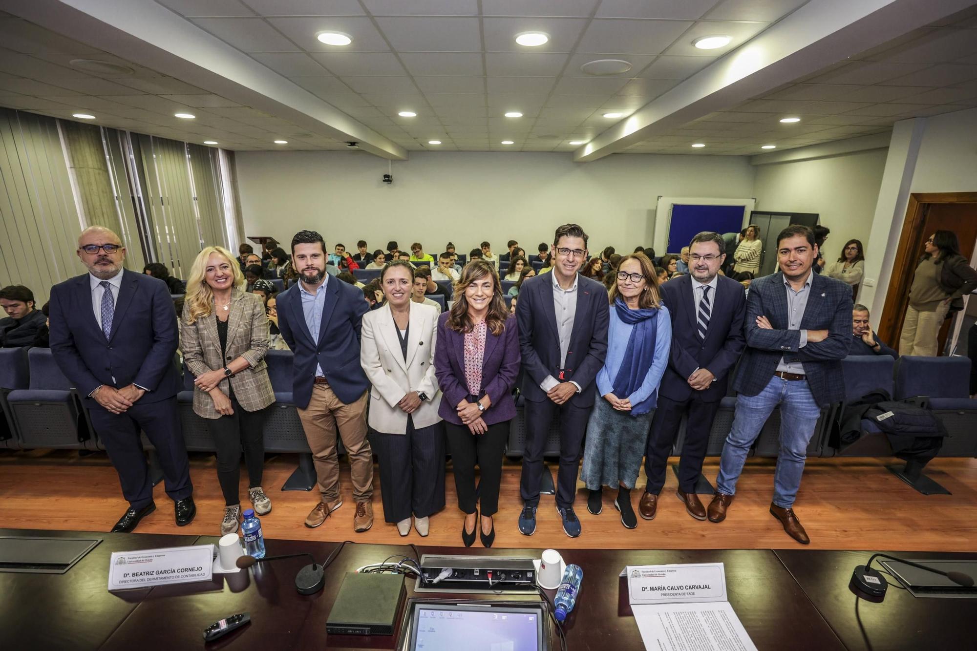 Primera jornada de "La Asturias que funciona": la presidenta de FADE reclama "equilibrio entre la Asturias verde y la industrial"