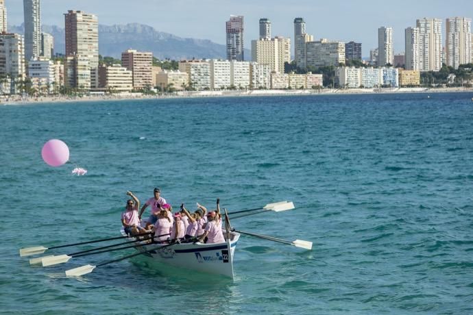 Marcha contra en cáncer de mama en Benidorm