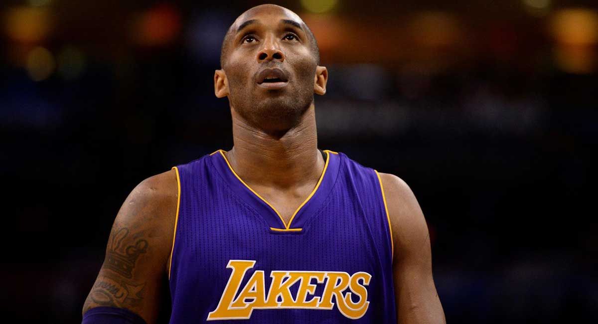 Kobe Bryant, durante un partido con los Lakers.