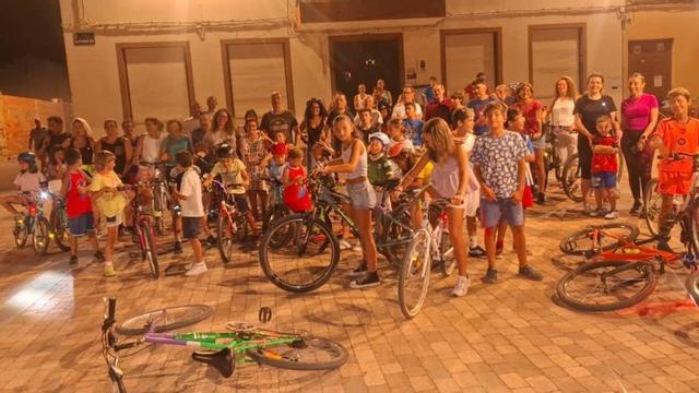 Gran éxito de participación y muchas risas en las Olimpiadas Ropelanas | E. P.