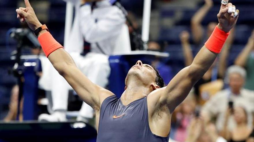 Nadal sobrevive a un titánico duelo con Thiem de casi 5 horas