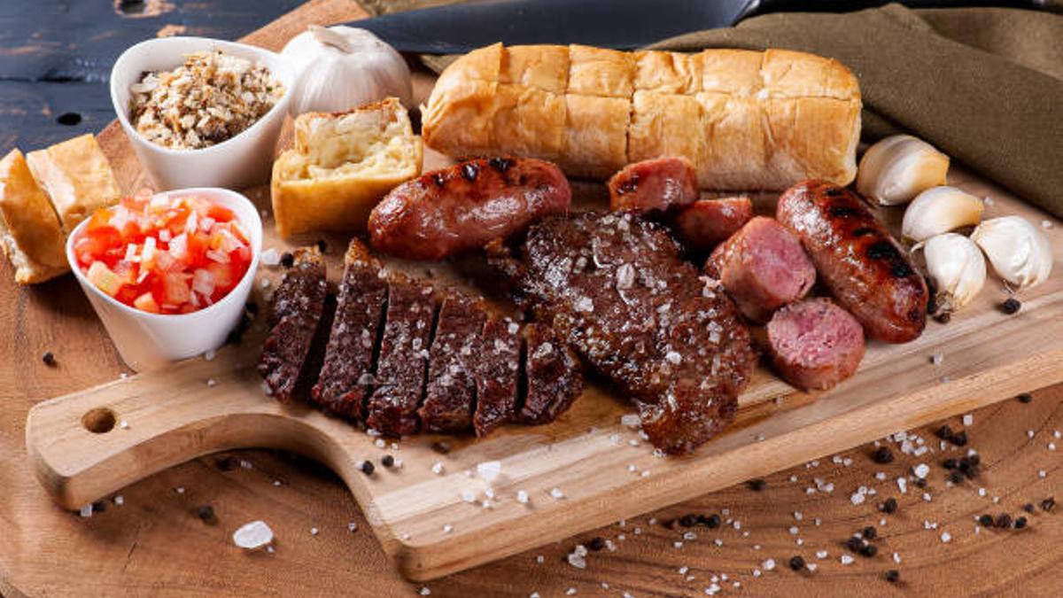 Una parrillada de carne