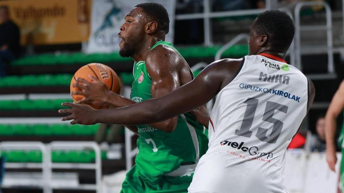 Leveque y Niang, en el Cáceres-Biele de la primera vuelta.