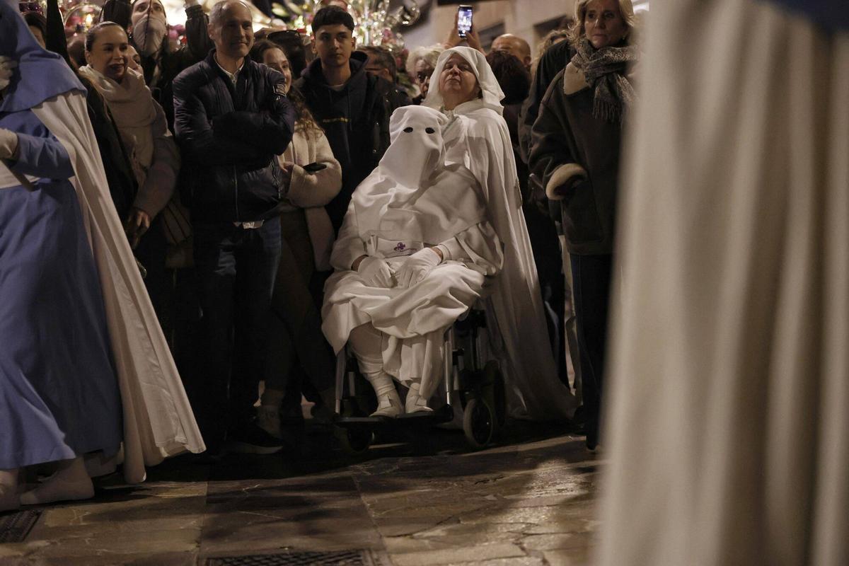 La procesión de la Virgen Dolorosa en imágenes