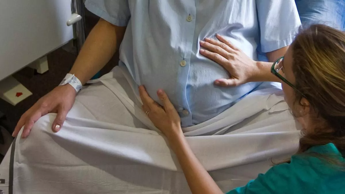 Las matronas del Hospital de Mérida reclaman la posibilidad de acompañar a la mujer antes, durante y después del parto