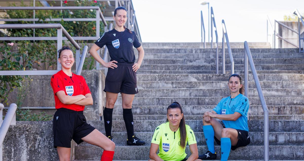 Las colegiadas de Primera División con las nuevas equipaciones