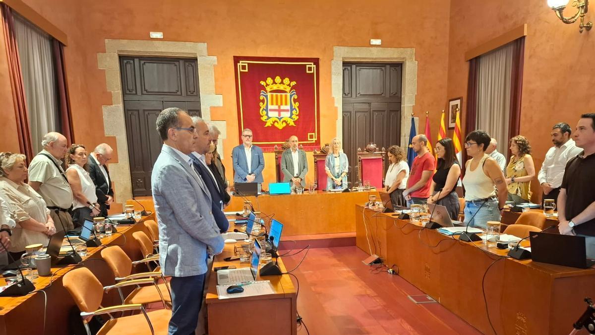 Minutr de silenci al ple de l'Ajuntrament de Manresa