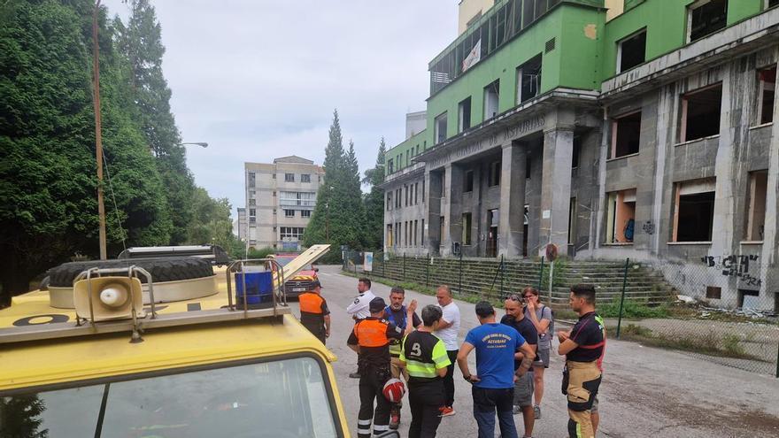 La octogenaria desaparecida en Oviedo durante más de dos días "está bien y muy contenta"