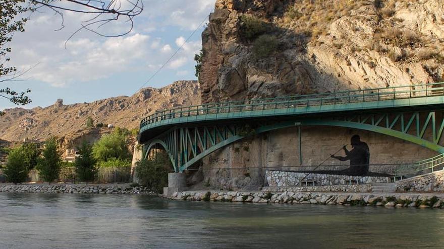 Río Segura a su paso por Blanca.