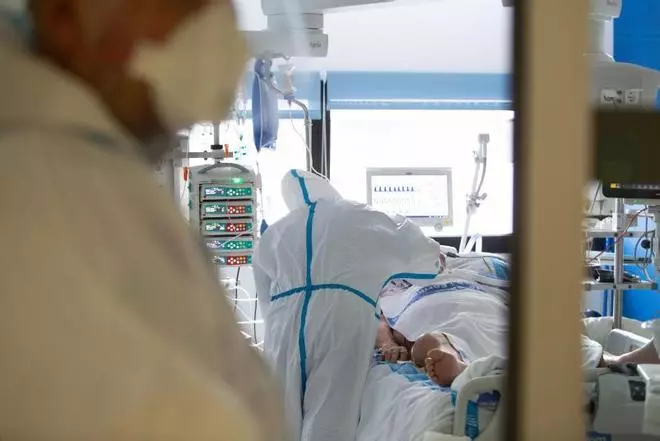 La última semana de la pandemia en Ibiza deja un fallecido y un ingresado en la UCI