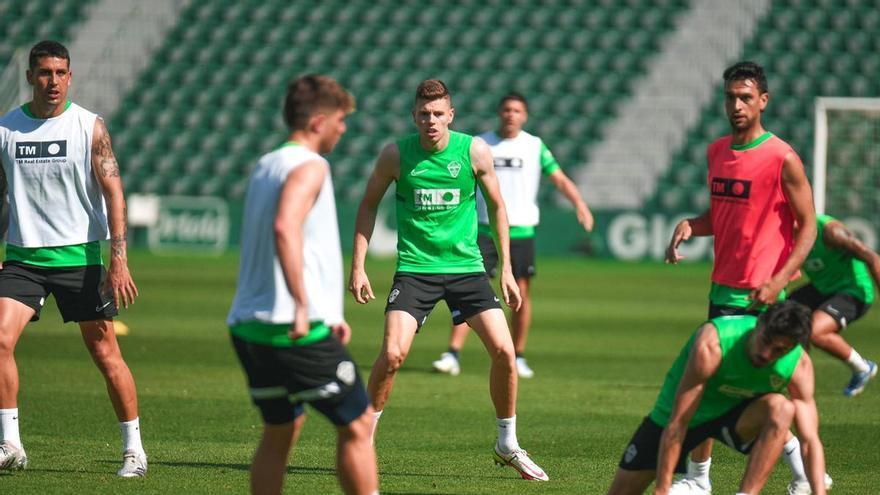 Fidel y Barragán se incorporan a los entrenamientos con el grupo