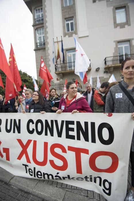 Los teleoperadores gallegos van a la huelga