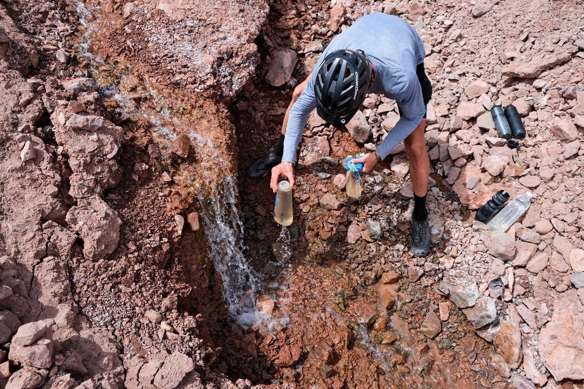 Sònia Colomo i Eloi Miquel a la "Ruta de los Seismiles", a l'Argentina Sònia Colomo i Eloi Miquel a la "Ruta de los Seismiles", a l'Argentina