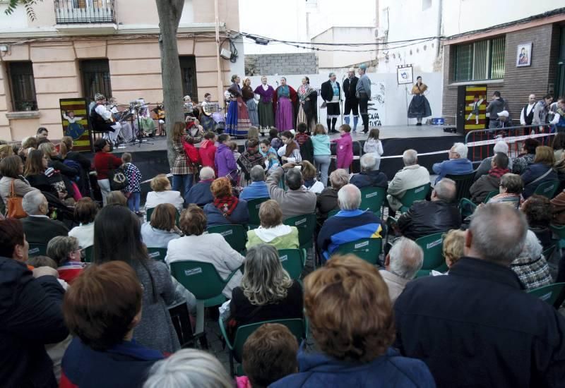 Escuelas de jotas en la Plaza de la Rebolería