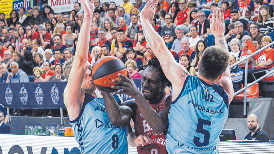 El Baxi es juga el play-off en quatre partits amb el Baskonia al clatell