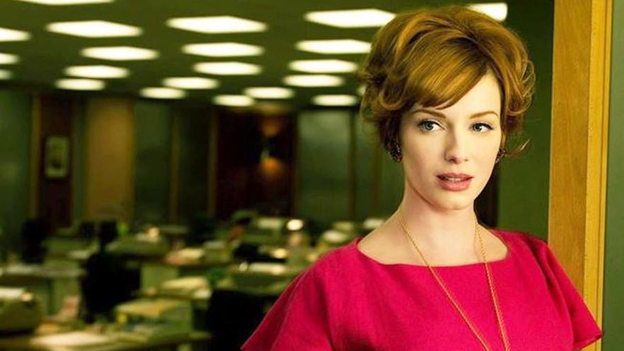 Christina Hendricks es Joan Harris en &#039;Mad Men&#039;.