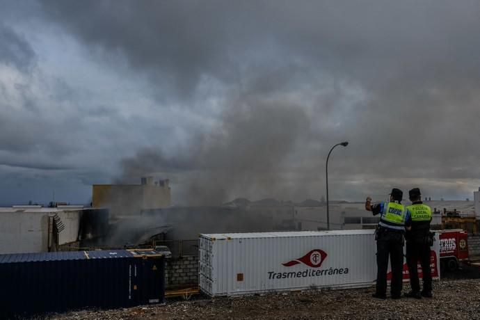 Las Palmas de Gran Canaria. Incendio en Las Torres.  | 19/11/2019 | Fotógrafo: José Carlos Guerra