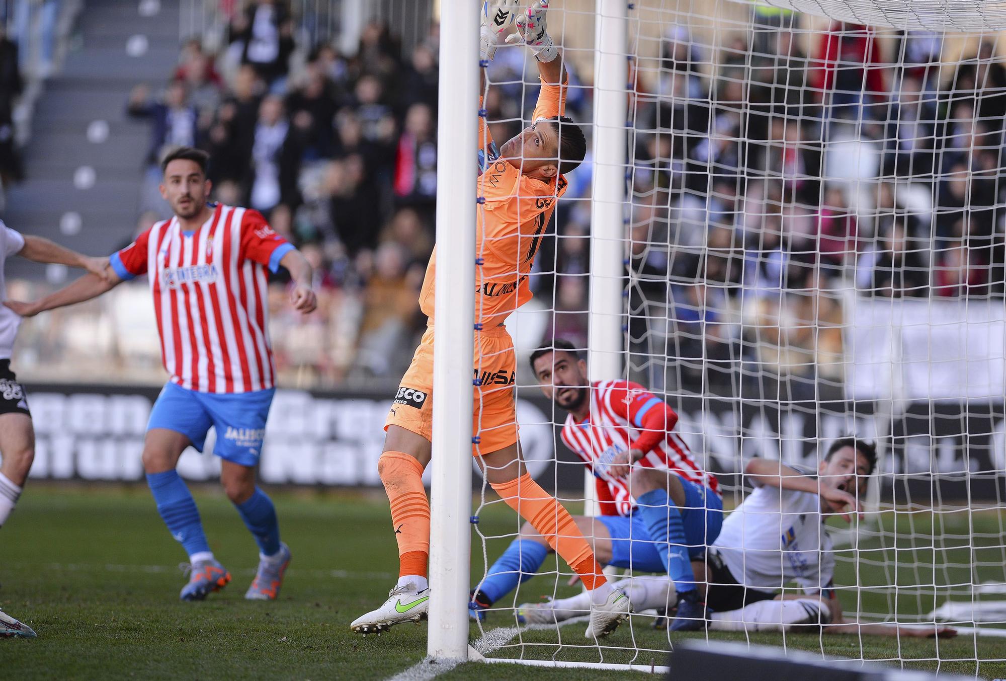 EN IMÁGENES: Así fue el encuentro entre el Burgos y el Sporting