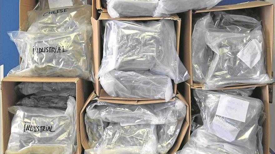 Hallados 50 kilos de marihuana en una furgoneta de mudanzas