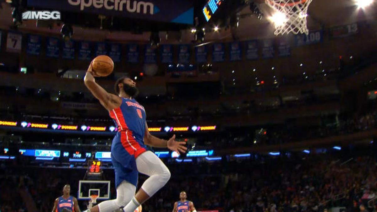 Tremendo fallo de Andre Drummond