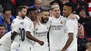 Los jugadores del Real Madrid celebran un gol en un partido reciente.