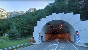 Nou avís de la DGT que afecta els conductors: «Abans d’entrar en un túnel...»