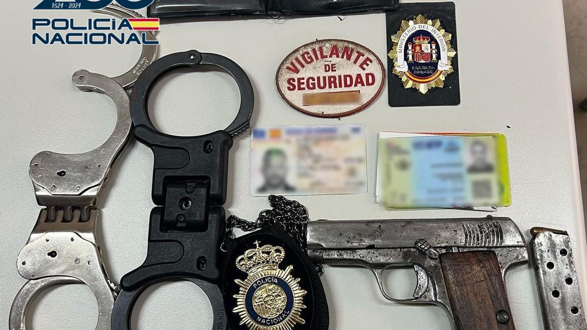 Los utensilios que portaba encima el arrestado