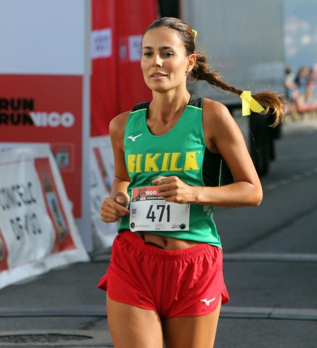 Casi medio millas de corredores completaron los diez kilómetros de la carrera de las Xornadas Marisqueiras do Berbés.