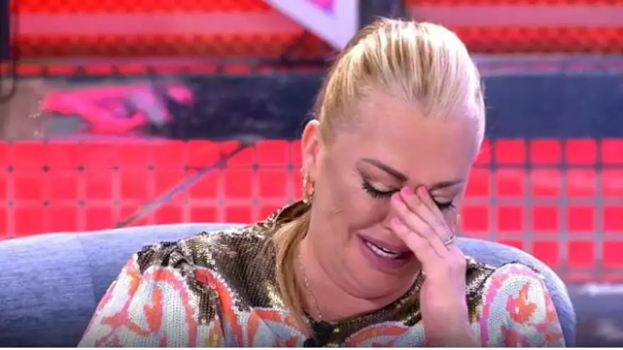Bombazo en directo: Belén Esteban abandona el plató tras el comunicado de Jesulín
