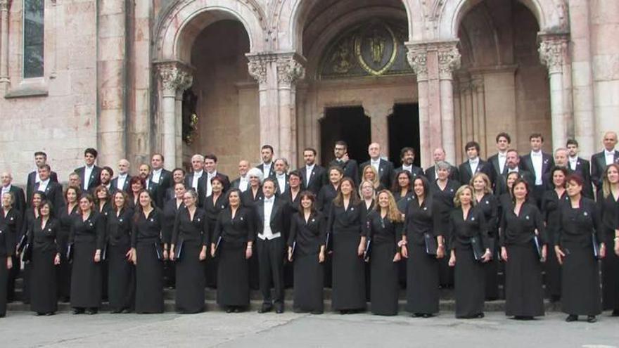 El Coro de la Fundación Princesa de Asturias ofrece dos conciertos en Galicia con un programa solidario