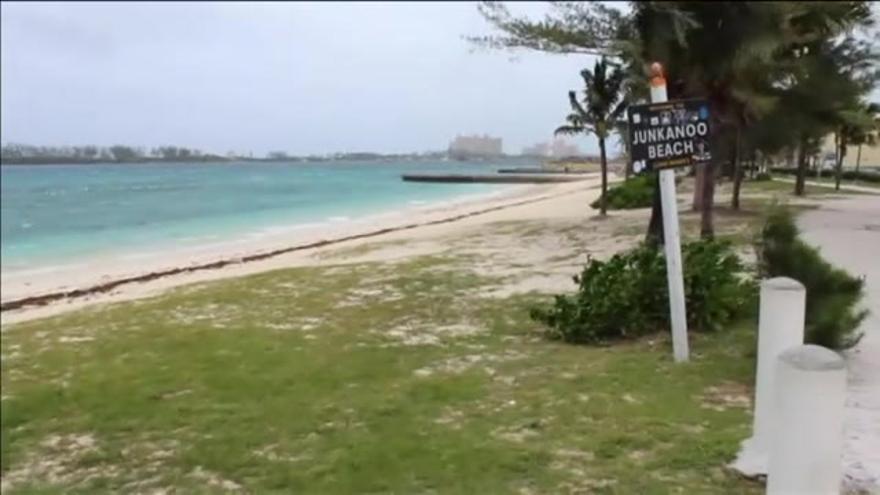 Vídeo / Desalojan a los vecinos de cuatro islas de Bahamas por el huracán Irma