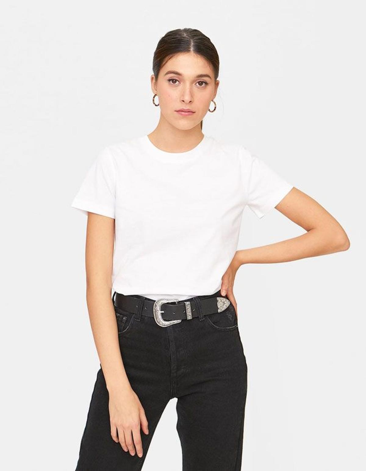 Las mejores camisetas básicas blancas son de Stradivarius - Woman