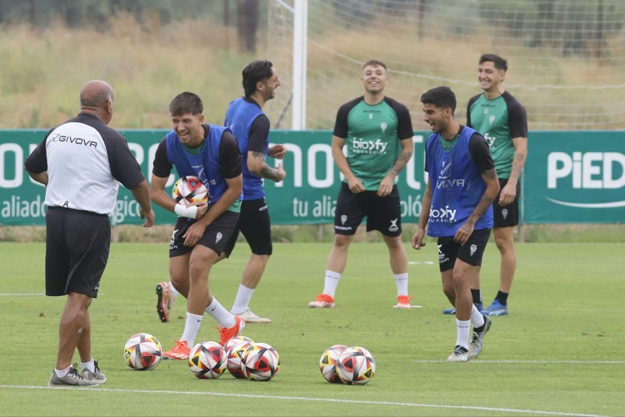 El Córdoba CF prepara el play off de ascenso a Segunda ante el Barcelona B