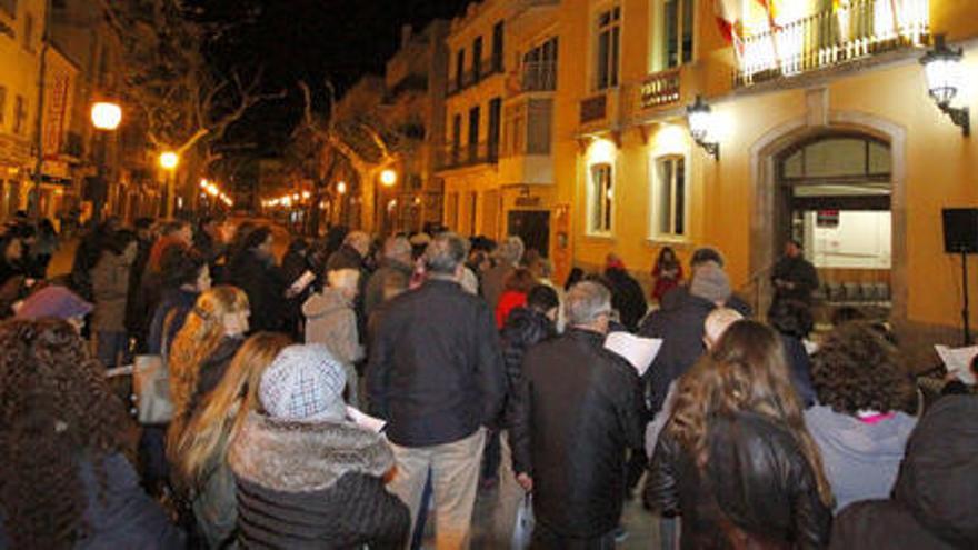 La &#039;Marxa per la pau&#039; de Blanes aplega representants de totes les religions del municipi