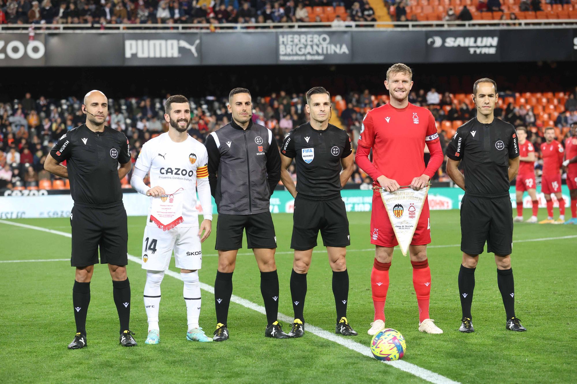 Valencia CF - Nottingham Forest en imágenes