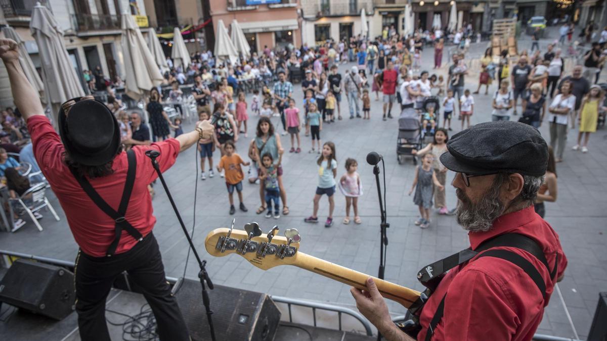 La plaça Major de Manresa es tornarà a omplir de música per la revetlla infantil
